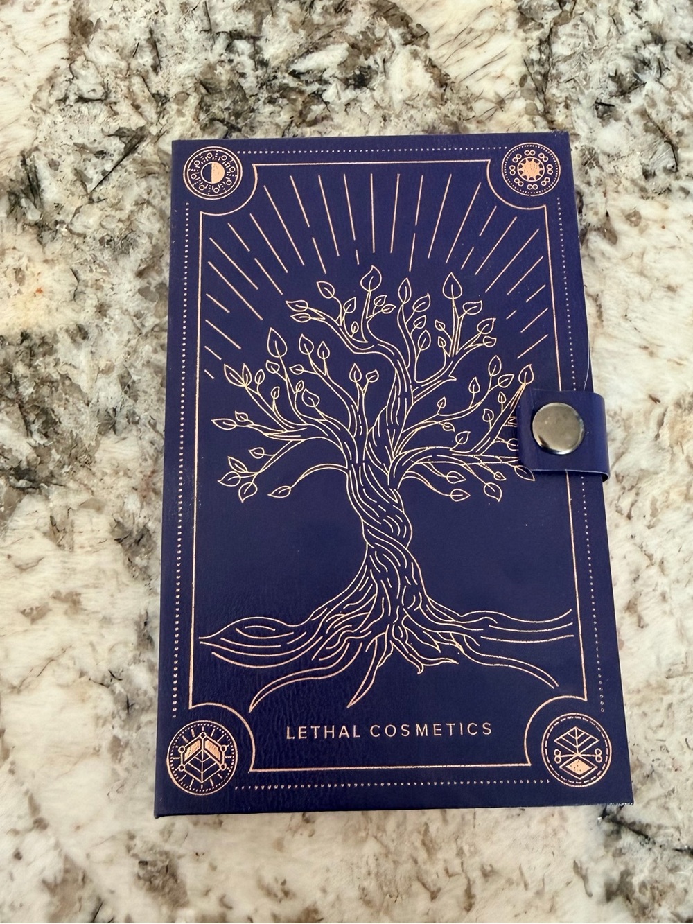 Lethal Cosmetics spellcraft eyeshadow Folio Palette